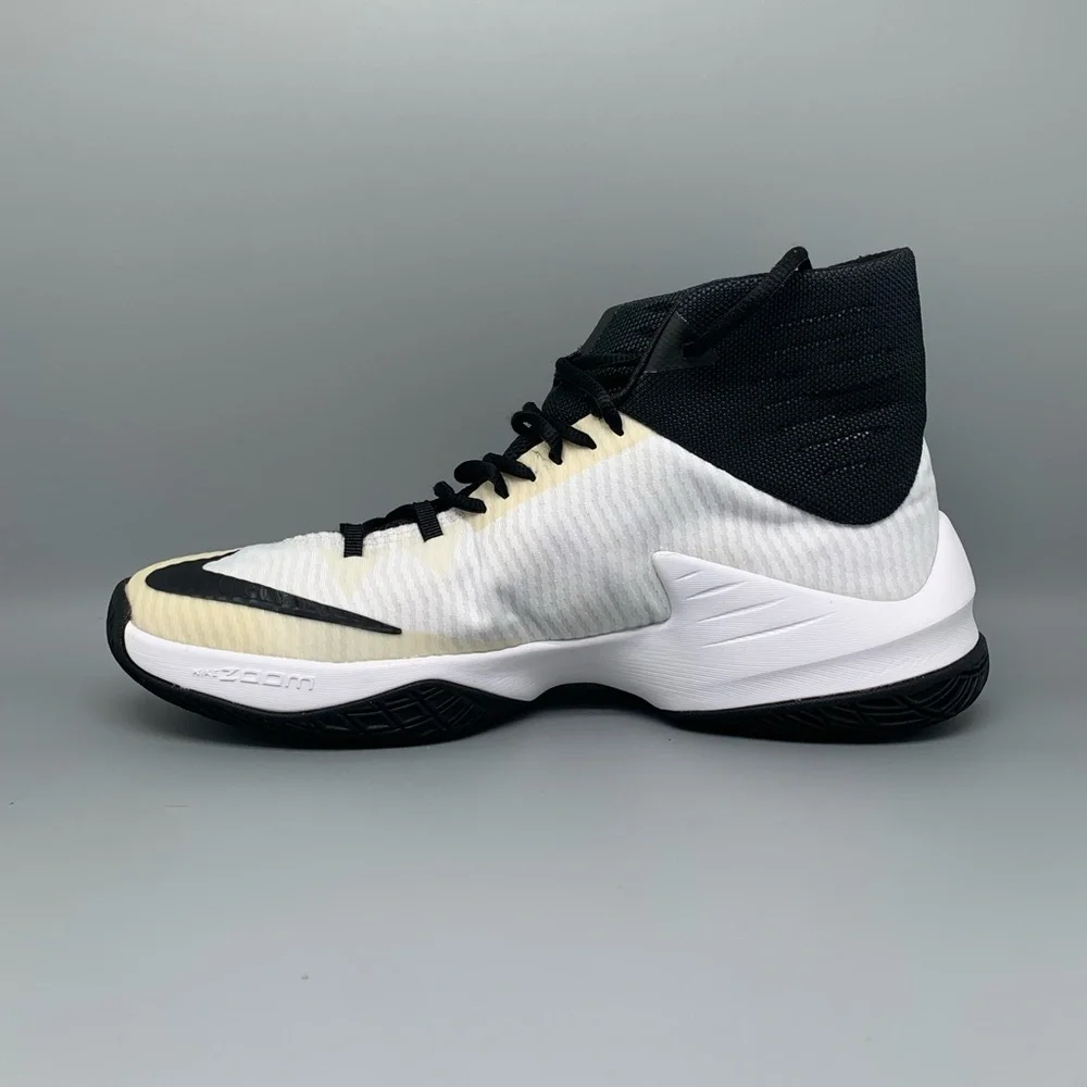 Nike Zoom Out Clear Out Basketball Shoes 844372-001 Men’s‎ Sz 10.5